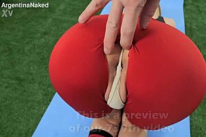 i'm obsessed with this skinny babe's puffy pussy lips and perfect butt and hooters