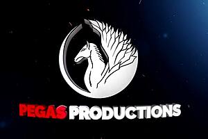 Eva Horn的紧屁股被Rocco Strong猛烈肛交，POV口交环节 😈