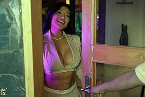 Duncan Saint succeeds, Mariana Matrix is stunned. Hot wife