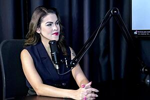 she squirted hard from my handjob