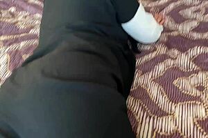 Syrian girl in hijab says, 'Damn it, I need hard sex with this hot guy, creampie my ass and make me orgasm with handjob in pantyhose'