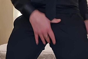 arrapato in dress cums dirty italian dialogue moans and pisses with huge cock 😏