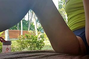 Curvy Slut Masturbates Wet Outdoors Riskily