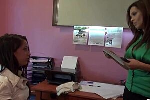 busty francesca gets her pussy licked by horny lesbian milf 😏💦