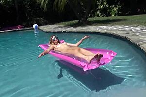 Amateurs In Hot Horny Quickie Fucking With Wet Pussy Leading To Passionate Orgasm