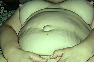 Milf plays with her soft and cums