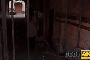 Russian woman delays debt with roxy lips on debt4k