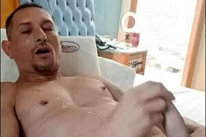 Bareback Handjob Fun With Mature Brazilian Amateurs In A Tatted Old Gay Scene