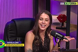 Rafa declares, 'I'm the queen of virtual sex with big tits'