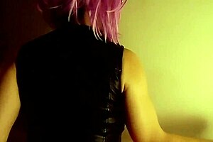 Nurse lucy diamond twerks in fishnets