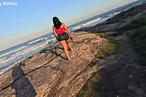 Foot worship excites kinky beach fun with strangers