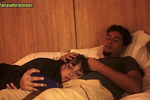 Wow, mi hermanastra chokes on my pene after movie night!