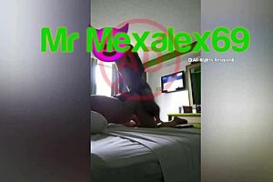 desde hace tiempo quería coger con ella rico culo maduro se monta en mi verga?