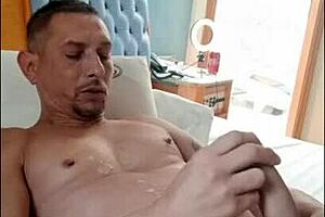 Bareback Handjob Fun With Mature Brazilian Amateurs In A Tatted Old Gay Scene