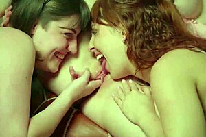 Ana Feels Excited Flashing and Fingering Herself Nude in Public for Ersties