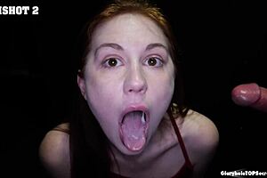 Vítej zpět Ellie! Druhé kolo jebání, jazykové akce a polykání spermatu!