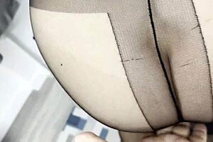 Mature Krayana In Pantyhose POV Blowjob Leading To Cumshot