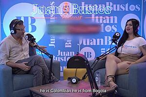 天然大奶熟女Antonella Jones在热门播客中操BBC