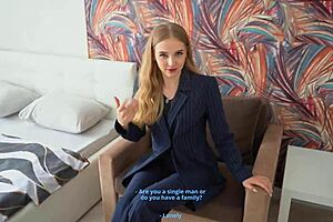 Realtor’s bonus: fuck sexy, beautiful, tight young babe