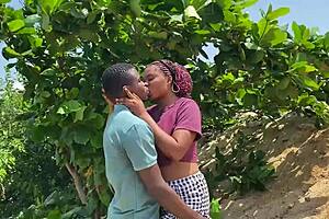 Outdoor sex on the Lagos lagoon with a crazy twist