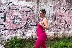 fucking deliciously on paulista streets with peeled pussy