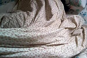 Chubby bbw amateur displays fat ass and pussy in sensual pose