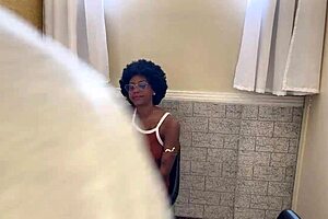 Fucking the receptionist of the gym in a steamy session