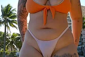 Flashing Tits on the Beach!