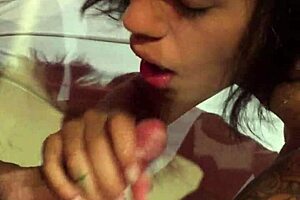 Novinho de 18, show your big ass