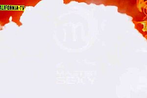 clara wellen famouse brazilian influencerr caught opening the door naked for a motoboy