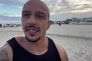 Met Two Hot Chicks On Copacabana Beach And Called Them For Fun!