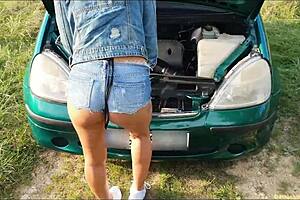 Real public sex when the car is broken maria kalos