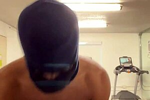 Working Out Neck And Shoulders For Ladies