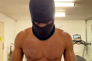 Working Out Neck And Shoulders For Ladies