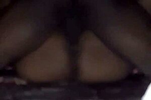 Desi housewife getting fucked with full Hindi audio! 😍