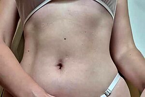 Russian Instructions for Pussy Licking and Jerk Off