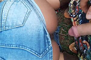 Little country girl dances funk in the sugarcane field before getting her big ass fucked