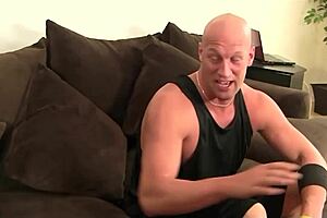 Beautiful Chunky Blonde Babe Trashly Treasures Gets Deepthroat, Eaten Out, And Fucked Missionary