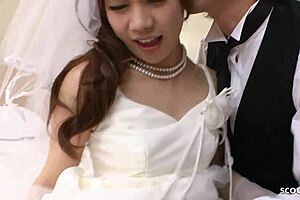 yo, tiny tits japanese bride gets a sneaky creampie before her wedding! 😍