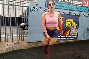 Uber Driver Gets Delicious Blowjob from Neighbor's Wife in Car