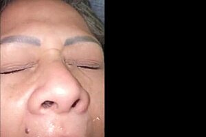 Madrastra Puta Lets Me Cum Inside Her!