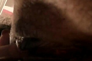 Se Masturbando Na Casa De Banho