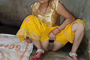 Indian Model Bhabhi Licks Pussy During Dirty Anal Creampie.