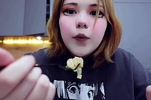 fat alternative pretty cute chubby amateur in mugbang