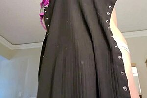 Belle Emy Angel Shows Sexy Beautiful Ass