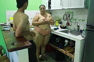 follando hermana novia en cosina