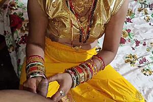 Indian Model Bhabhi Licks Pussy During Dirty Anal Creampie.