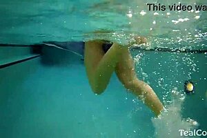 Vicky Vette Shows Ass in Pool Lingerie!