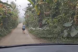Lucky fan fucked a Pinay teacher in her car
