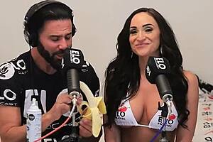 Alyssia vera chats in elo podcast's spicy room 😏